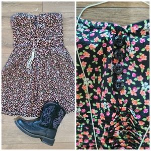 Barely Worn - BEBOP - Black and Pink floral Minidress- Strapless- size Med.